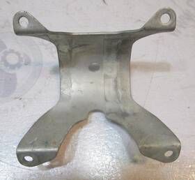 0310536 Omc Stringer Stern Drive 155 200 Hp Coil Clamp Bracket 1968