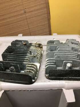 110-1469 Onan 110-1478/110-1469 Marine Mcck 6.5 Cylinder Head Set L/r Removed From Working Unit Sold Asis