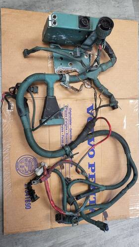 874182 Volvo Penta Engine Wiring Harness Used